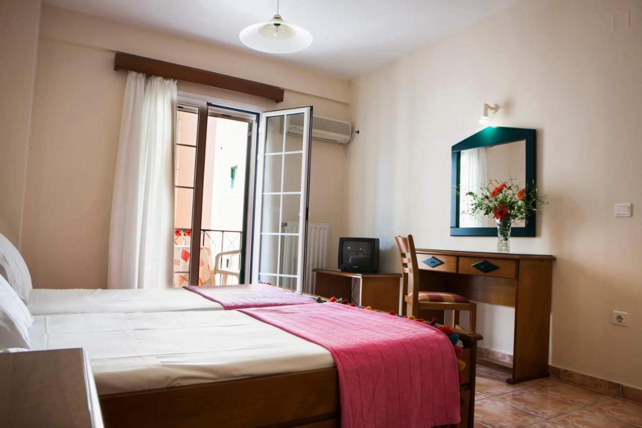 Rouchotas Studios By Viktor 1Rst Floor Argostoli  Esterno foto